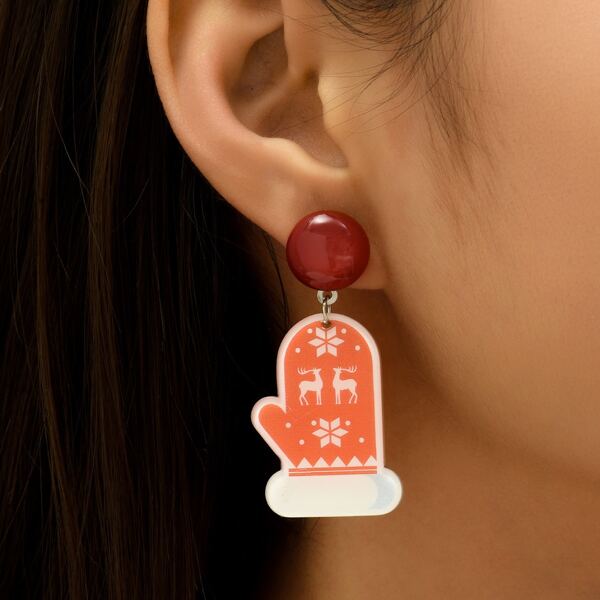 

Christmas Gloves Drop Earrings, Multicolor