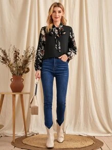 EMERY ROSE Floral Print Bishop Sleeve Tie Neck Blouse - Black - View 6