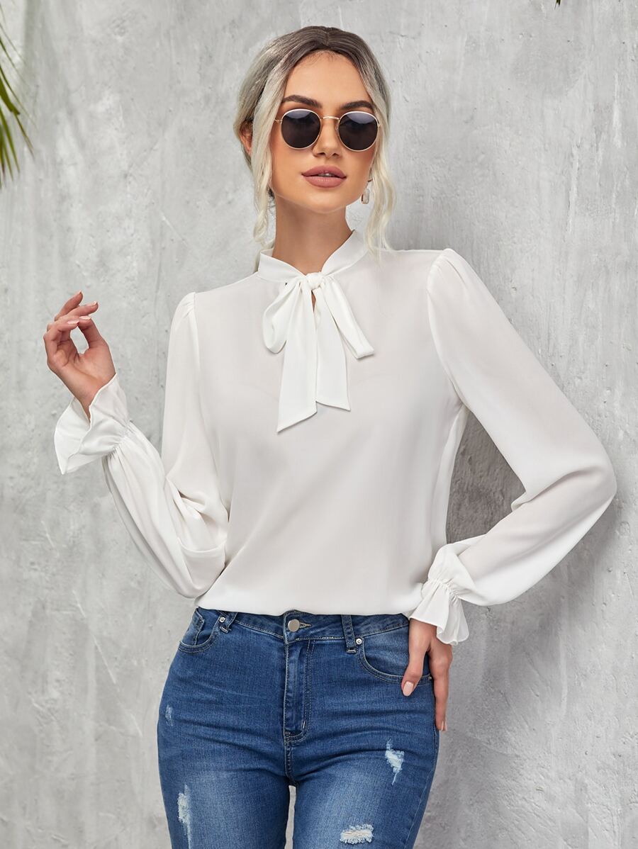 SHEIN Clasi 素色前繫帶襯衫 - 白色 - 查看 1