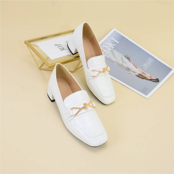 

Crocodile Embossed Horsebit Decor Flat Loafers, White