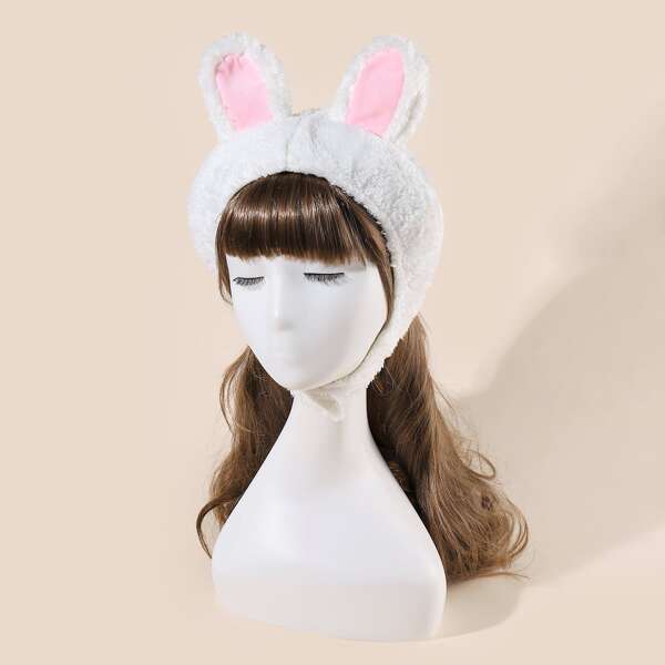 

Ear Decor Fuzzy Hat, White