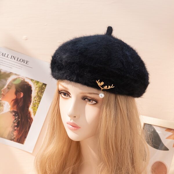 

Flower & Faux Pearl Decor Fuzzy Beret, Black