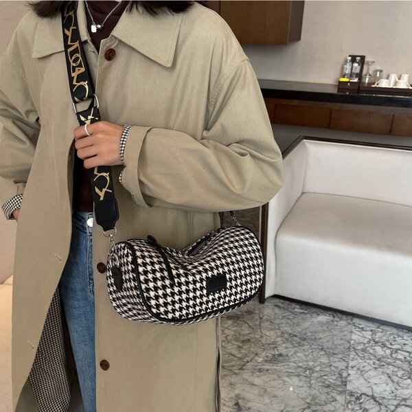 

Houndstooth Pattern Guitar Strap Saddle Bag, Black