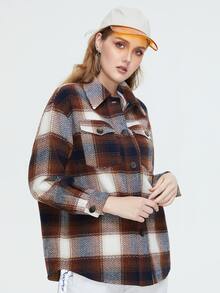 大碼格紋印花翻蓋口袋外套