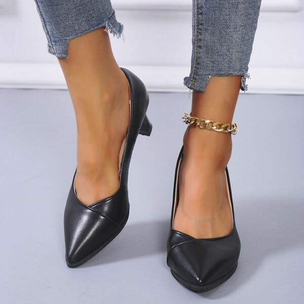 

Mid Heeled Court Pumps, Black