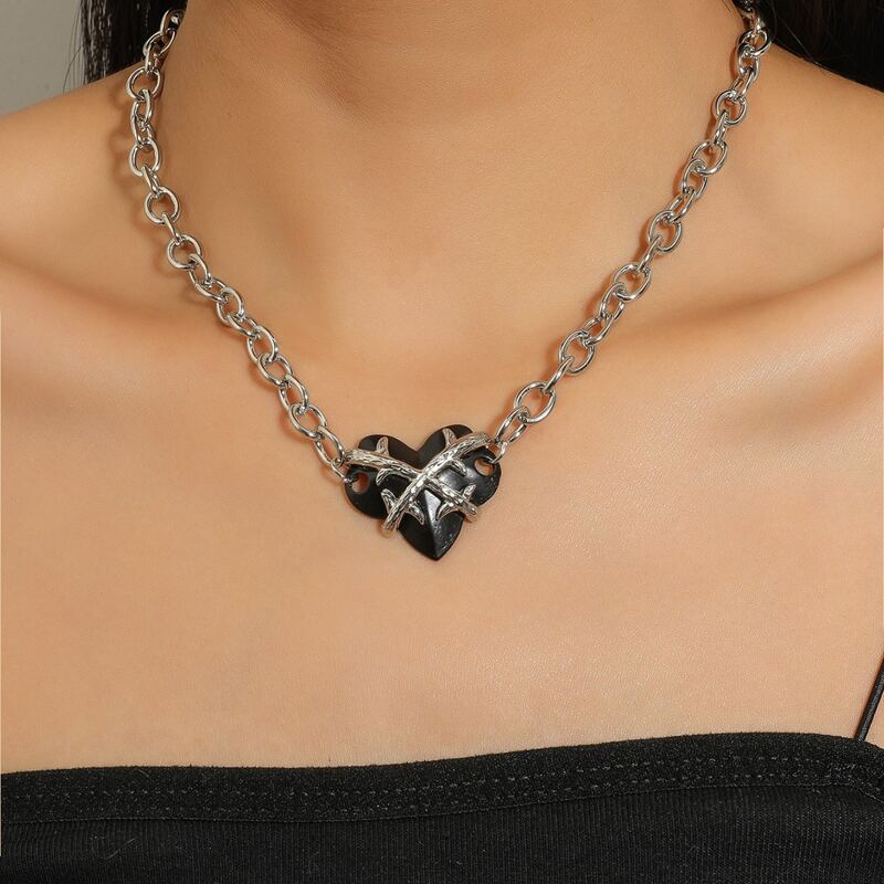 

Heart Decor Chain Necklace, Multicolor