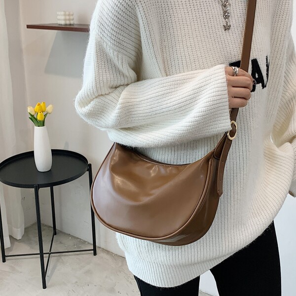 

Minimalist Saddle Bag, Camel