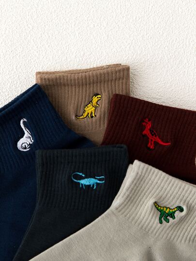 5足セット 刺繍恐竜柄 面白い パーソナライズ メンズショートソックス、スポーツソックス、オールシーズン、日常着用に適しています