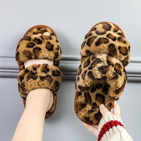 

Leopard Graphic Double Strap Fluffy Bedroom Slippers, Brown