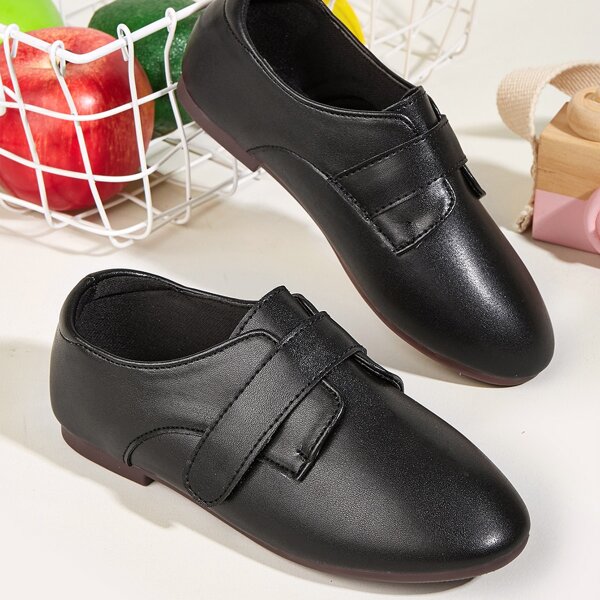 

Girls Minimalist Velcro Strap Flats, Black