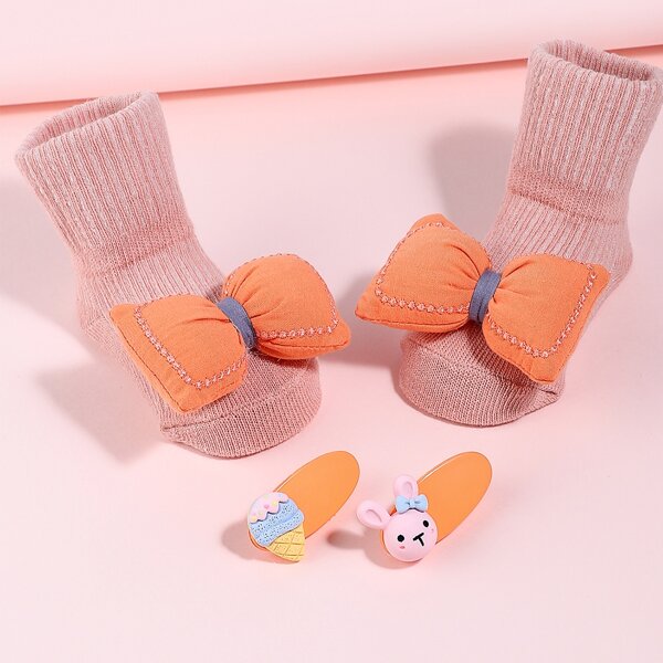

Baby Bow Decor Socks & 2pcs Hair Clip, Orange