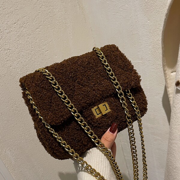 

Twist Lock Fluffy Chain Square Bag, Coffee brown