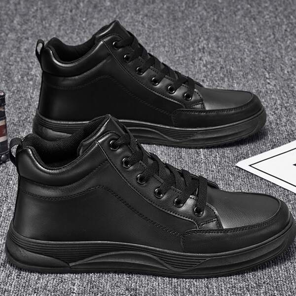 

Men Minimalist Lace Up Front Skate Shoes, Black