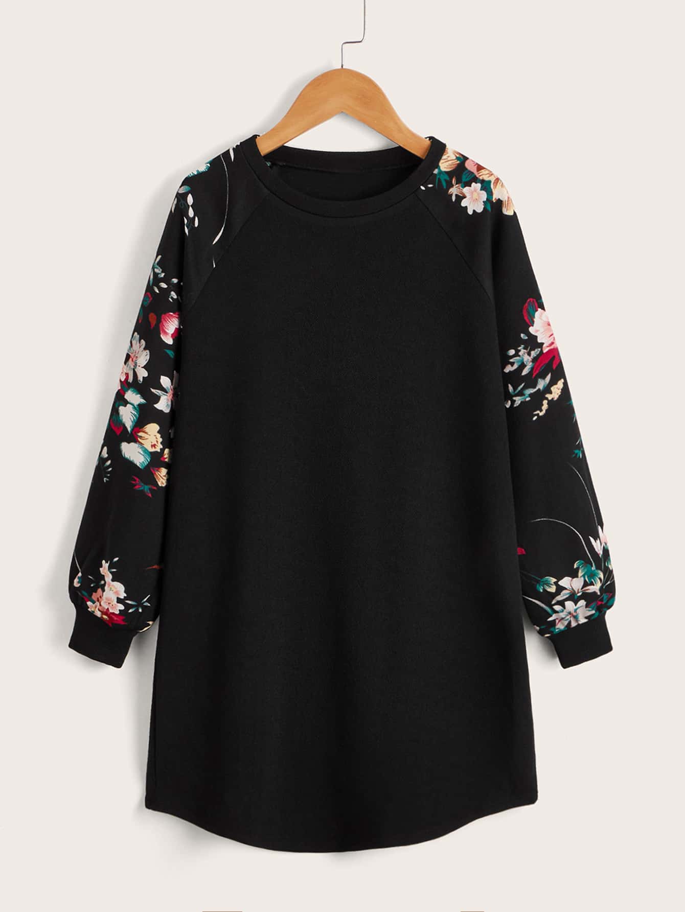 SHEIN Niñas Vestido floral panel de manga raglán - Negro - Ver 1