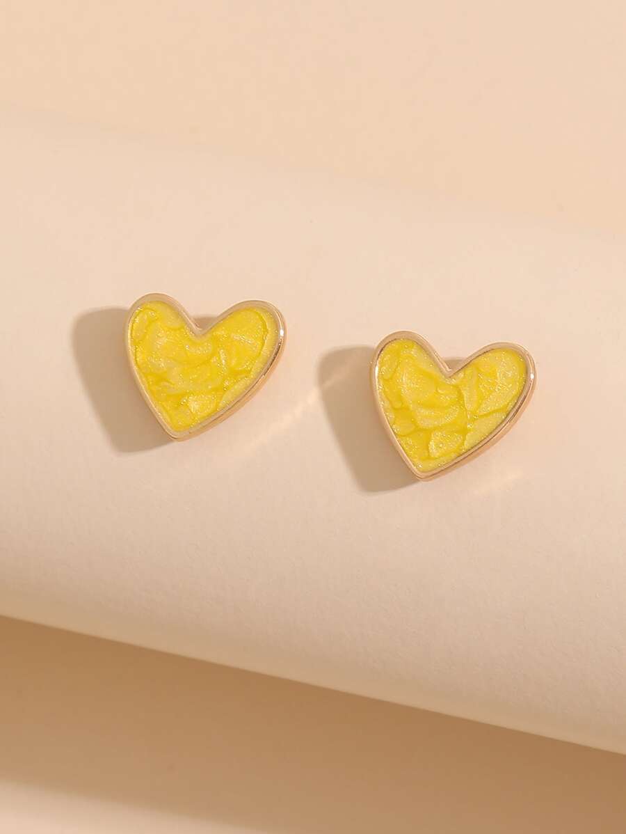 Hoa tai chốt trái tim