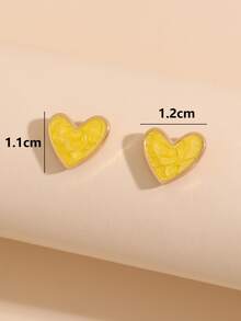 Hoa tai chốt trái tim - Màu vàng - Xem 5