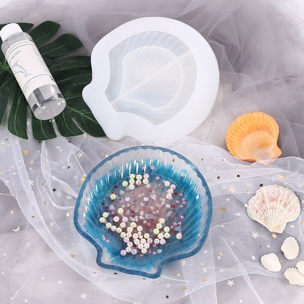 

1pc Shell Shaped DIY Silicone Mold, White