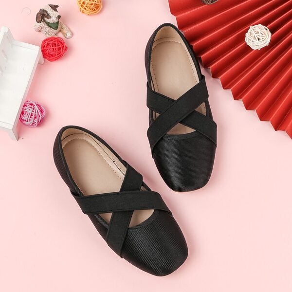 

Girls Minimalist Cross Strap Ballet Flats, Black