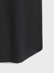 Manfinity Homme Men Tape & Letter Graphic Tee