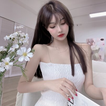 니트 뷔스티 톱 체인 디테일