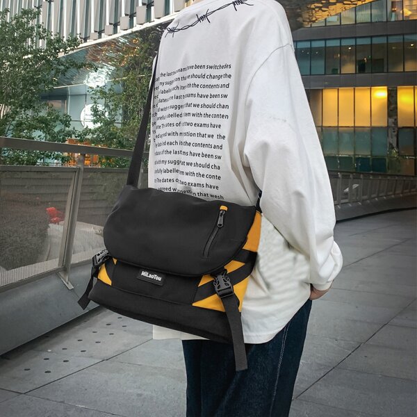 

Men Letter Graphic Crossbody Bag, Black