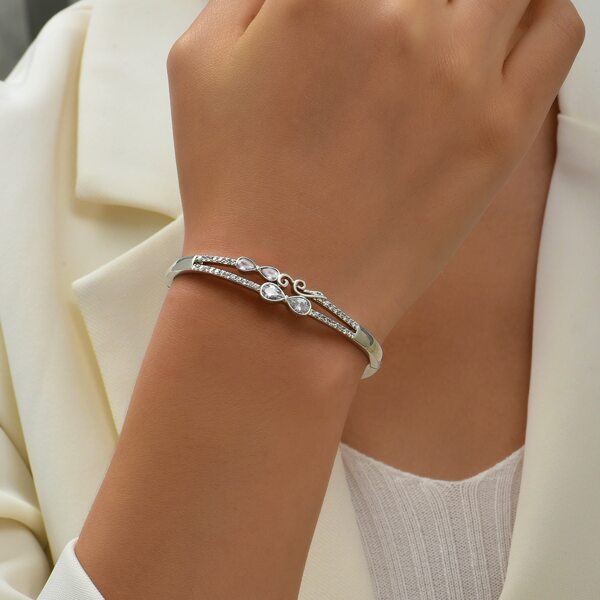 

Zircon Decor Bangle, Silver