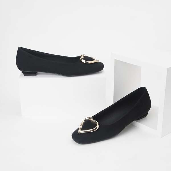 

Minimalist Metal Decor Ballet Flats, Black