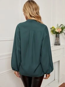 雙口袋燈籠袖襯衫