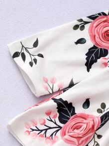 SHEIN 年輕女孩花卉印花荷葉邊上衣與破洞牛仔褲 - 彩色 - 查看 5