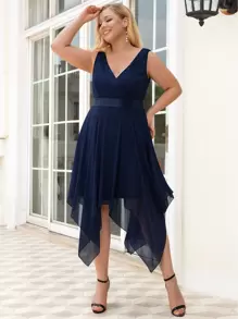 EVERPRETTY Plus Contrast Lace Asymmetrical Hem Party Dress - Navy Blue - View 4