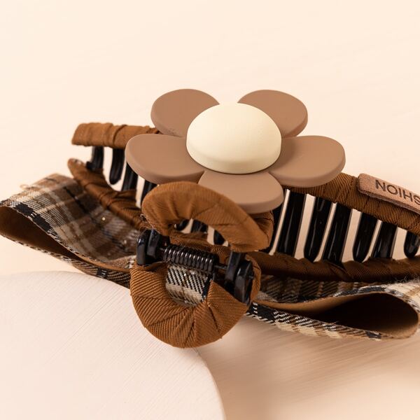 

Flower Decor Hair Claw, Multicolor