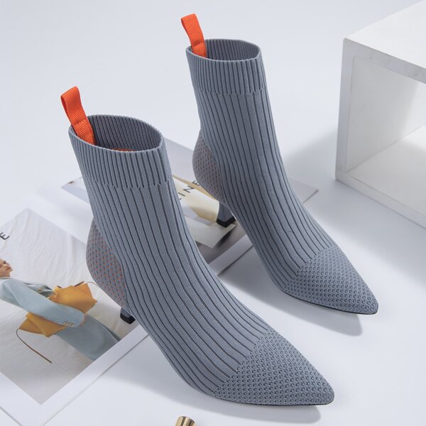 

Minimalist Point Toe Pyramid Heeled Sock Boots, Blue