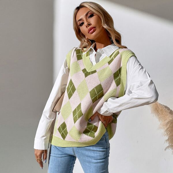 

Argyle Pattern Sweater Vest Without Blouse, Multicolor