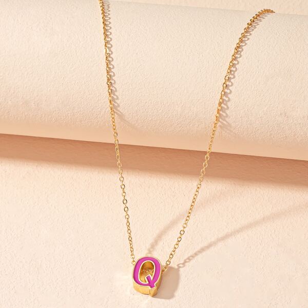 

Ожерелье с буквой, Многоцветный