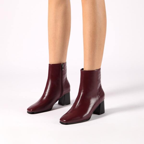 

Crocodile Embossed Back Classic Boots, Burgundy