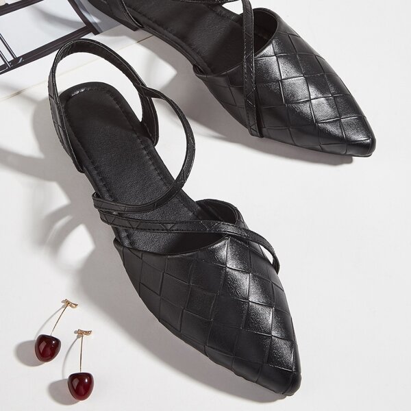 

Weave Pattern Point Toe Flats, Black