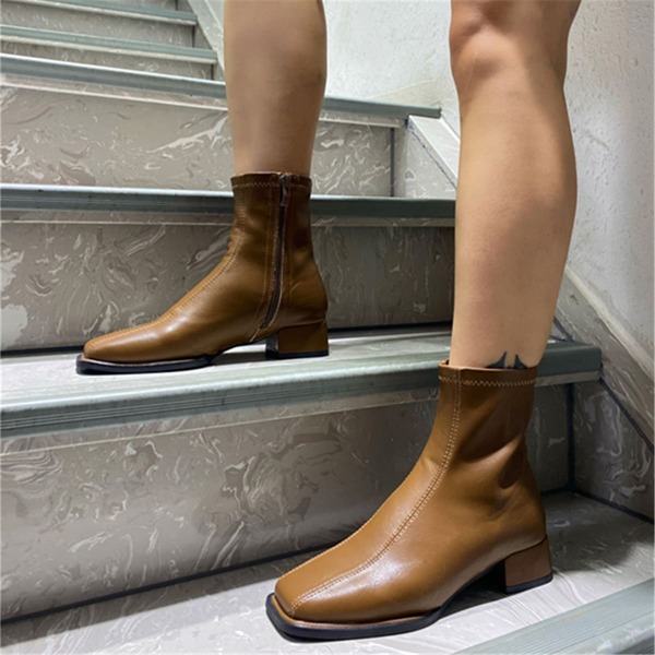 

Minimalist Square Toe Chunky Boots, Brown