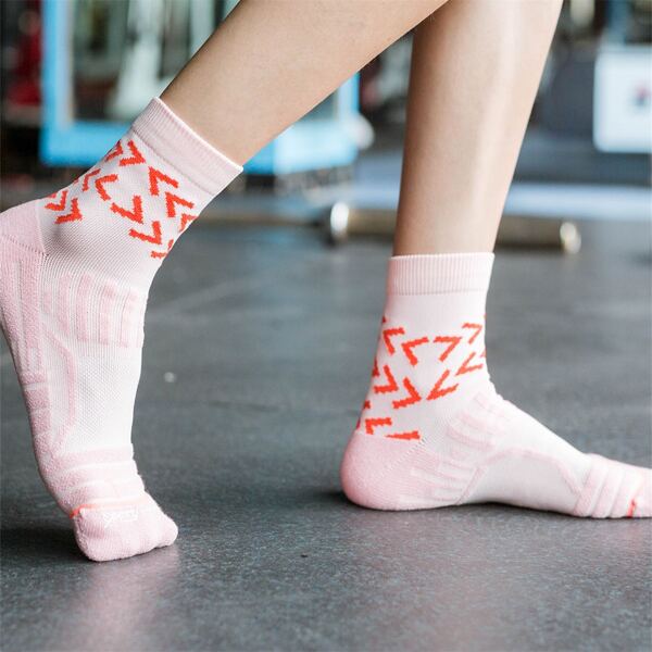 

1pair Graphic Breathable Sports Socks, Pink