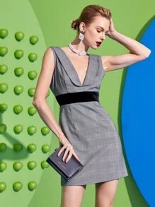 ALANA TRISTAIN Plaid Print Sleeveless V Back Dress - Grey - View 3