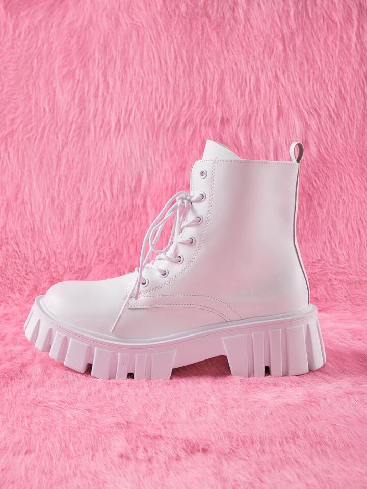 Is That The New Kawaii Lace Up Front Combat Boots ??| ROMWE CANADA