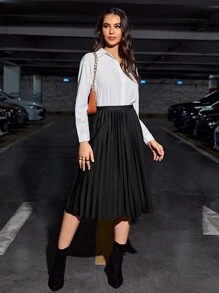 Chiquease Solid Pleated Midi Skirt - Black - View 3