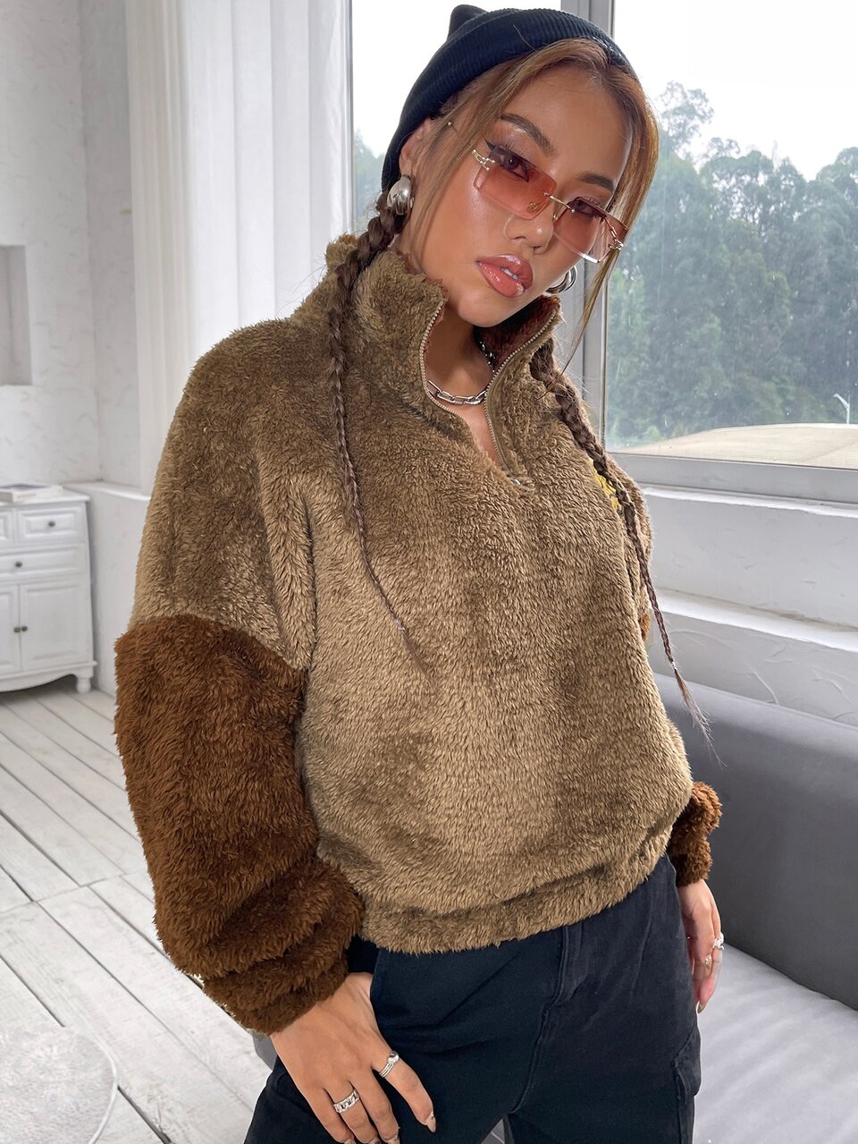 Cartoon Graphic Shearling Drop Shoulder Sweatshirt