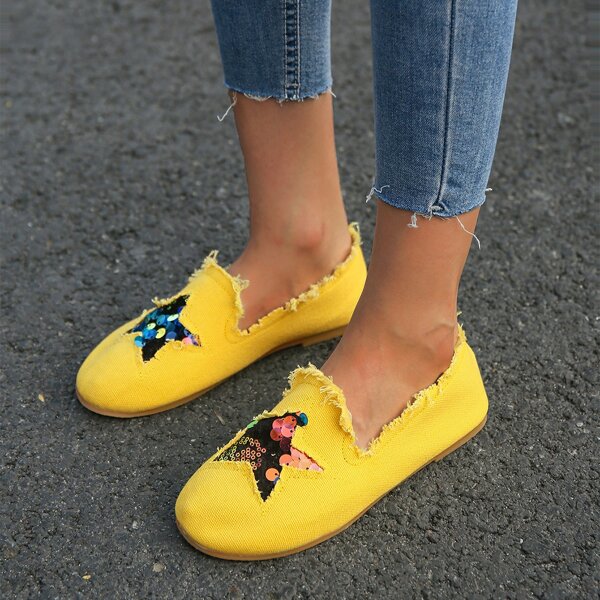 

Star Graphic Sequins Decor Flats, Yellow