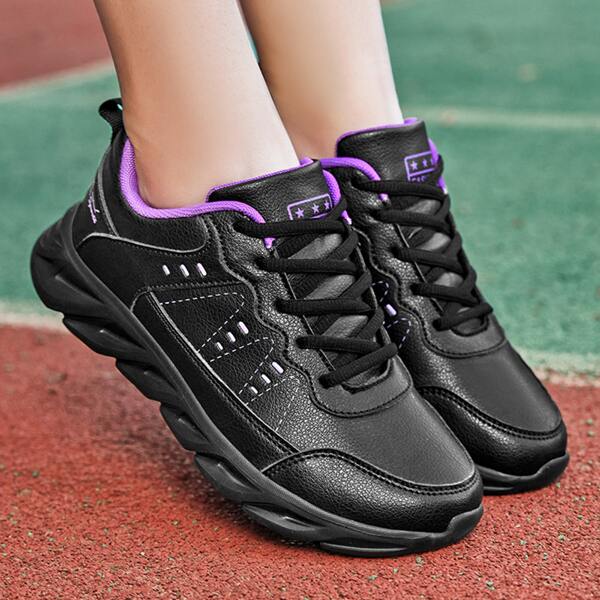 

Striped Pattern Lace-up Front Running Shoes, Black