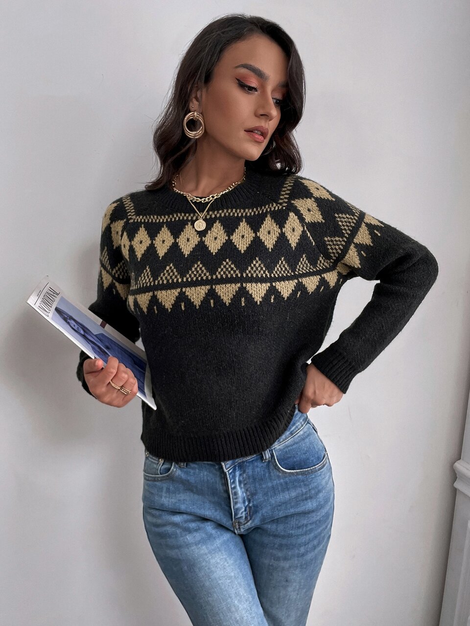 Geo Pattern Raglan Sleeve Sweater