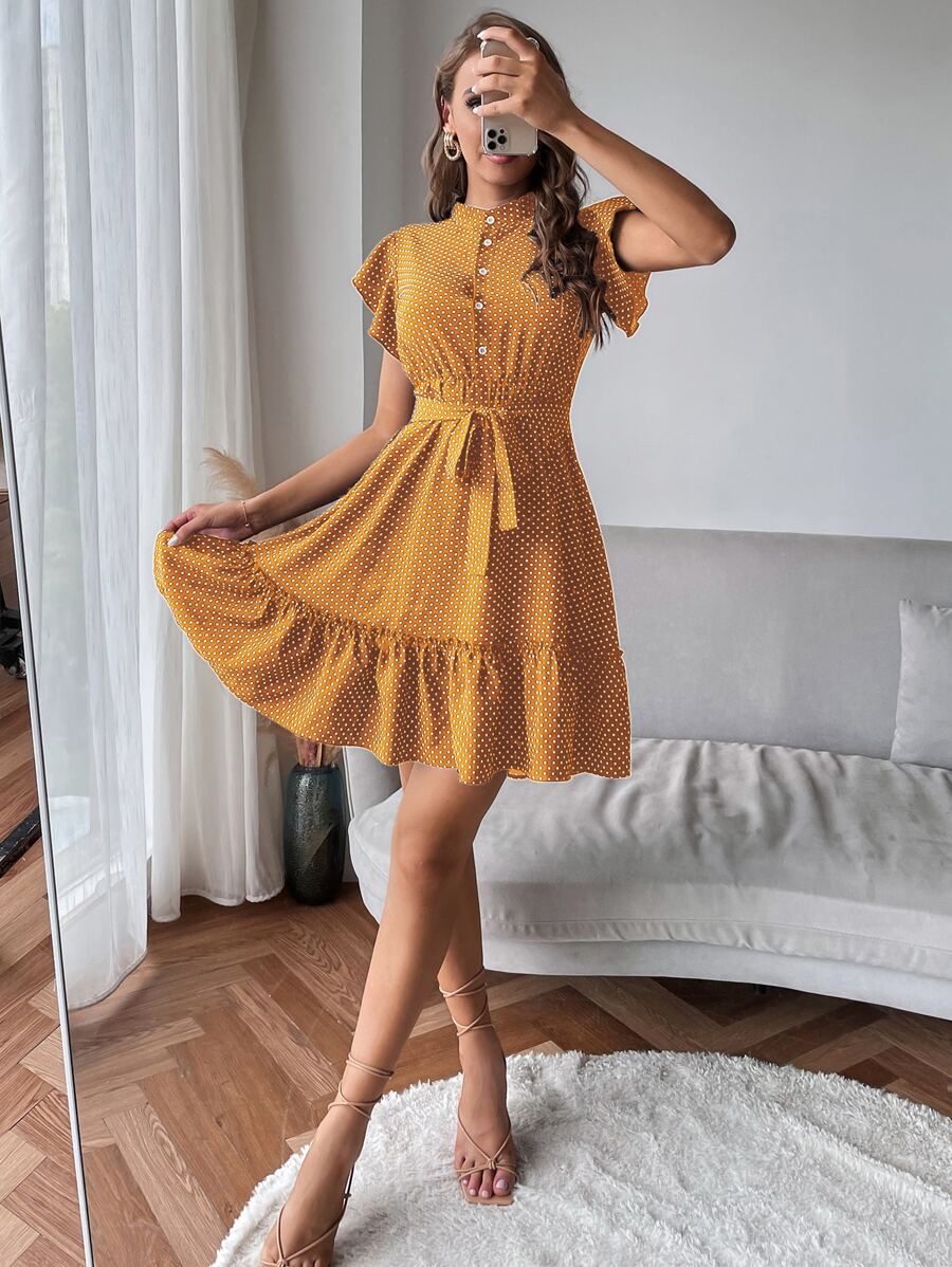SHEIN LUNE 波點圖案蝴蝶袖荷葉邊下擺繫腰帶連衣裙 - 芥末黃 - 查看 1