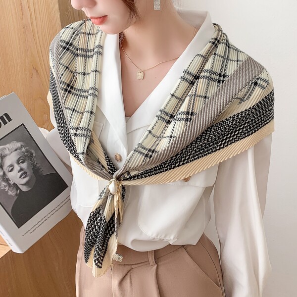 

Color Block Plaid Pattern Scarf, Multicolor