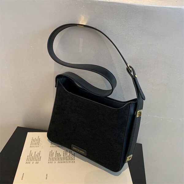 

Letter Graphic Zip Shoulder Bag, Black
