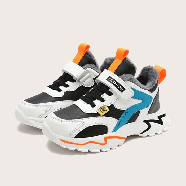 

Boys Colorblock Lace-up Front Plush Inside Sneakers, Black and white