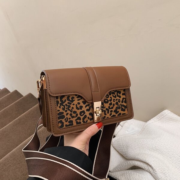 

Leopard Graphic Flap Square Bag, Brown